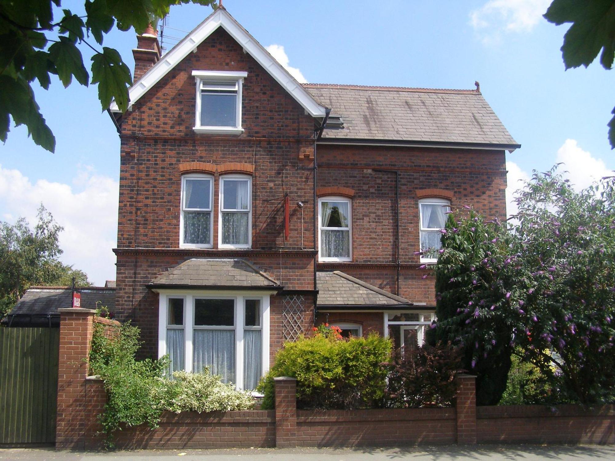 Anton Guest House Bed And Breakfast Shrewsbury Exterior photo
